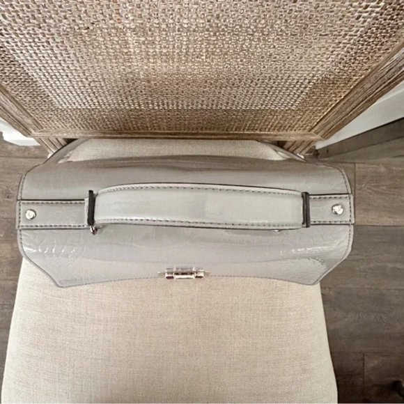 KATE SPADE KNIGHTSBRIDGE DORIS CROC EMBOSSED TAUPE LEATHER HANDBAG SATCHEL - Picture 5 of 11